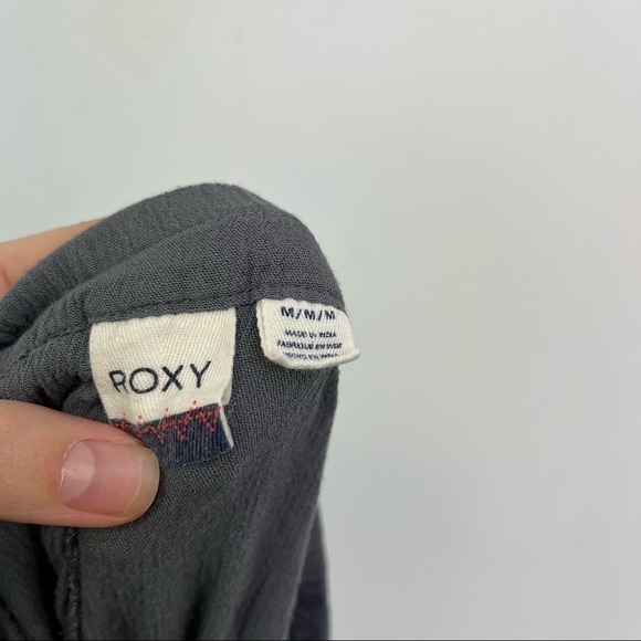 Roxy Cropped Pants - Picture 5 of 6